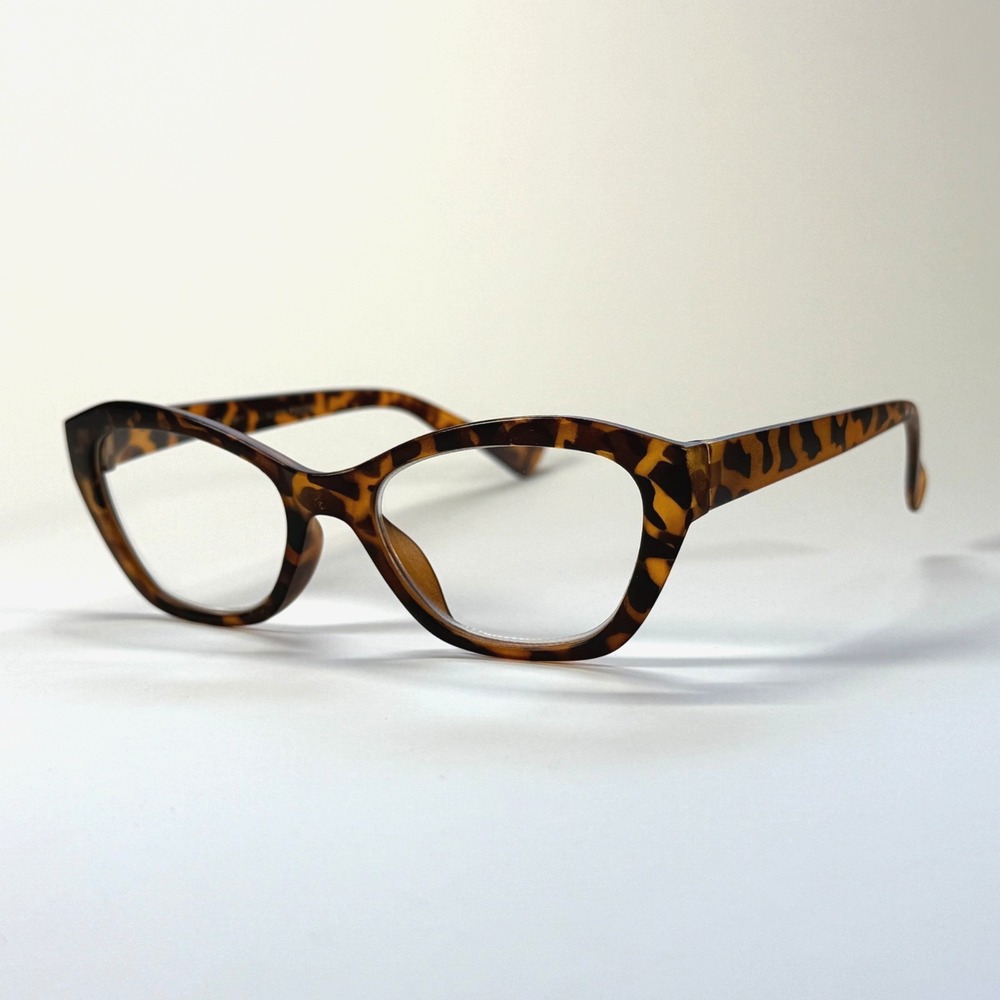 DAISY FUENTES Celia PD62MM Reading Glasses +1.50 Tortoise Brown‎ Readers Cat Eye
